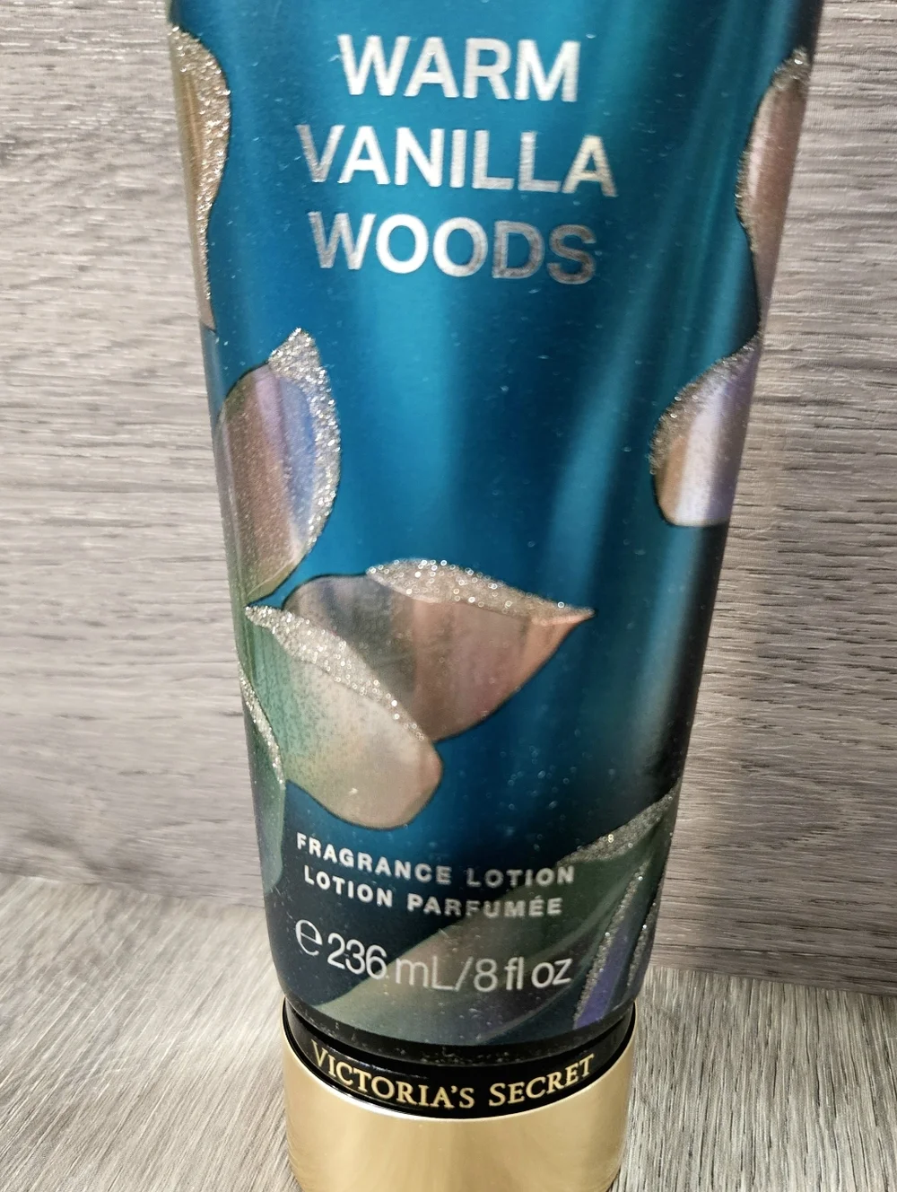 Victoria's Secret WARM VANILLA WOODS Body Lotion 8oz NEW Sparkle Bottle Ramadan